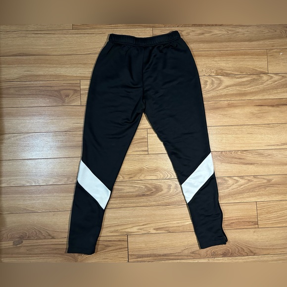 NIKE - VINTAGE DRI-FIT- JOGGERS - SIZE M - BLACK & WHITE - Picture 2 of 2
